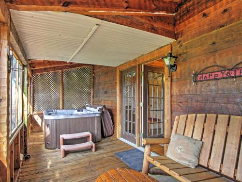 Secluded Sevierville Cabin w/ Hot Tub! photo 23