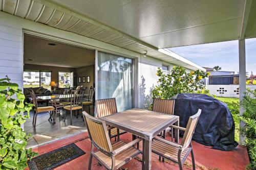 Balkón nebo terasa v ubytování Pet-Friendly Daytona Beach Home, Walk to the Ocean