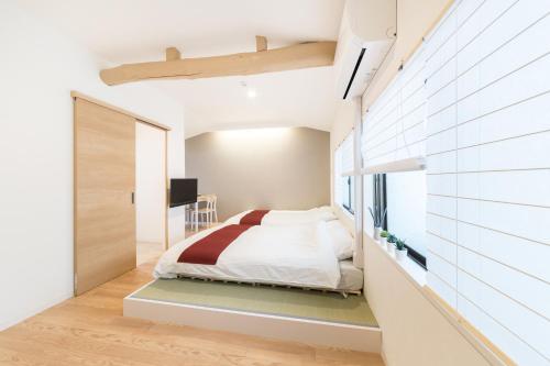 House[1Room]/4 peoples/Tanimachi 6 Chome