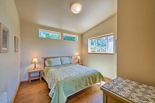 Gallery image of Sequim Cottage with Panoramic Olympic Mtn Views! in Sequim