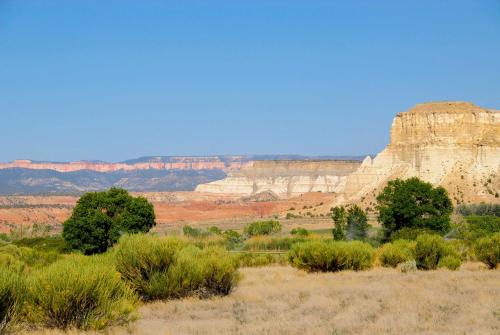 a view of the desert with mountains in the background at Cozy Henrieville Cabin 18 Mi to Bryce Canyon NP! in Henrieville