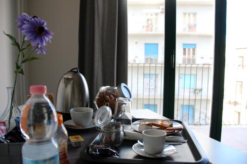 Đồ ăn tại/gần nhà khách