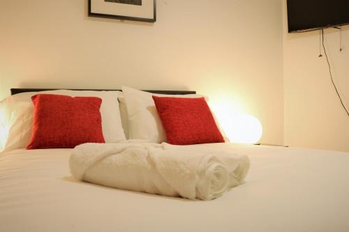 Postel nebo postele na pokoji v ubytování TBH Hotel