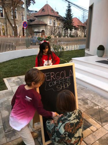 Children staying at Pergola Boutique Hotel