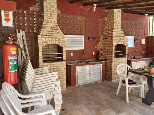 Η κουζίνα ή μικρή κουζίνα στο Vivendas de Iguaba