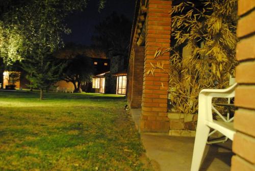 Κήπος έξω από το Suter Petit Hotel