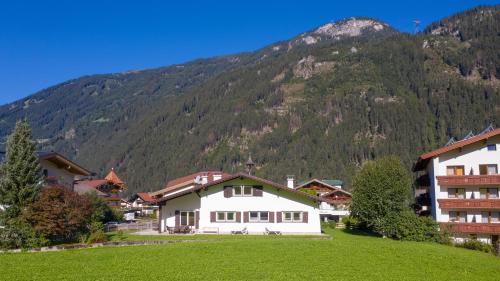 Ahorn Chalet