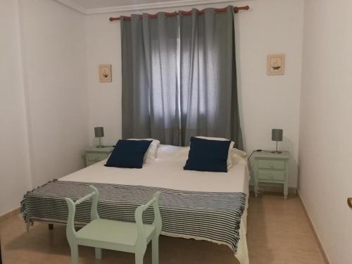Posteľ alebo postele v izbe v ubytovaní Villa Teresitas, Casa Grande en Gran Alacant
