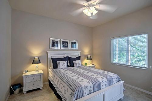 Voodi või voodid majutusasutuse Bokeelia Cottage with Private Pool toas