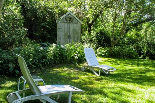 Photo de la galerie de l'établissement Private Brewster Cottage Near Beach and Harbor!, à Brewster
