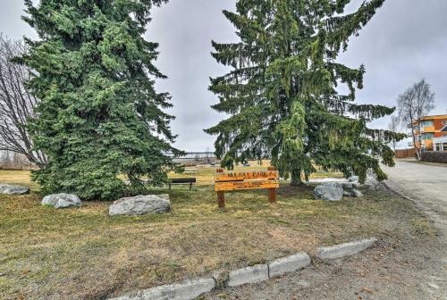 Anchorage Condo - Walk to Downtown and Coast Trail!