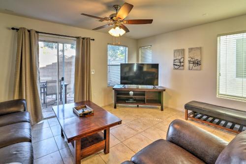 Charming Las Vegas Home by Golf Courses and Casinos!