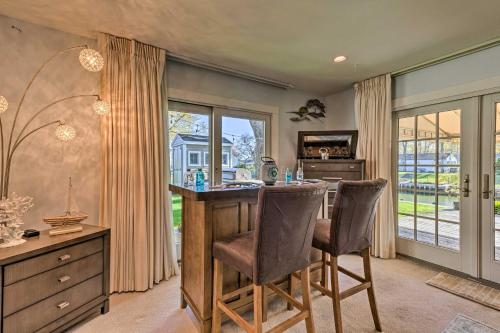Gallery image of Luxury Hamptons Home on Canal with Dock and Kayaks! in East Quogue