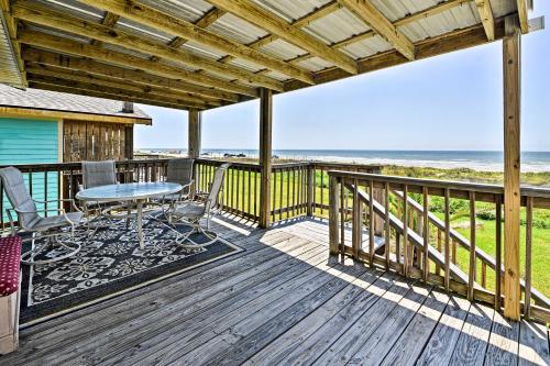 Galveston Beach House with Private Deck and Gulf Views