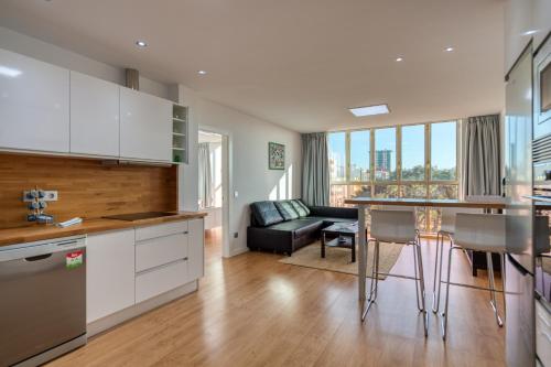 Castle view with wifi by CanariasGetaway