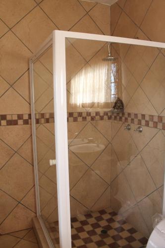 Ένα μπάνιο στο Batter Boys Guest House