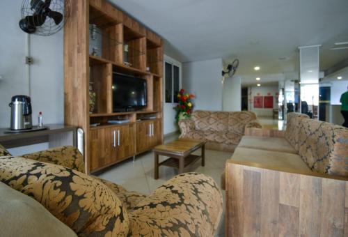 Χώρος καθιστικού στο Hotel Baviera Iguassu