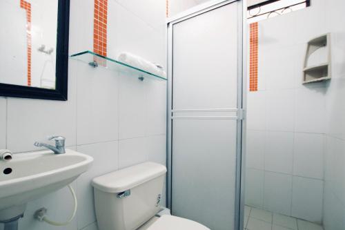 Koupelna v ubytování QuillaHost Guesthouse
