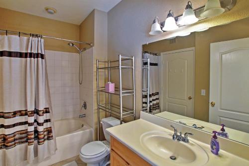 Gallery image of Condo with Pool Access Less Than 4 Mi to Bellair Golf Club! in Phoenix