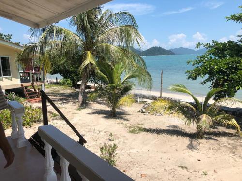 Landskap semula jadi dekat dengan inn ini