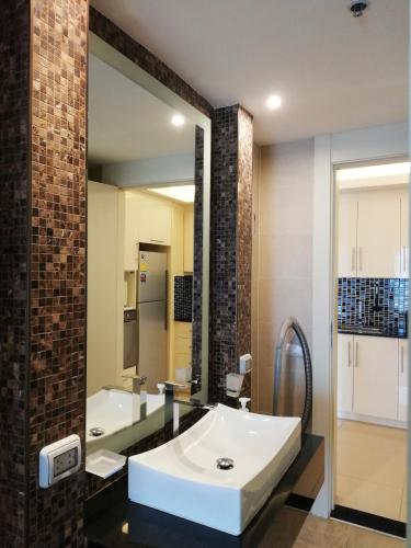 Bilik mandi di Cosy Beach View Apartments