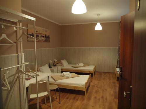 Una cama o camas en una habitación de City Westa Hotel