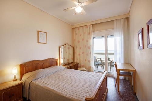 Metaxa Seafront Apartment