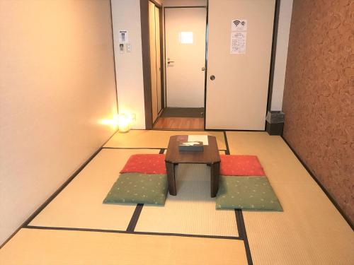 箱根町にある敷地内に源泉を持つホステル ケイズハウス箱根 – 箱根湯本温泉のギャラリーの写真