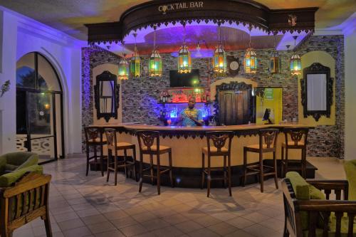 Restoran atau tempat lain untuk makan di Kaskazi Beach Resort