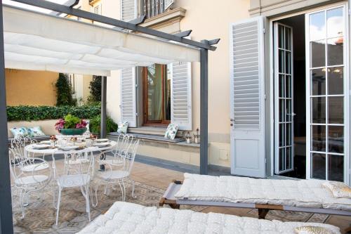 Contemporarys Suites
