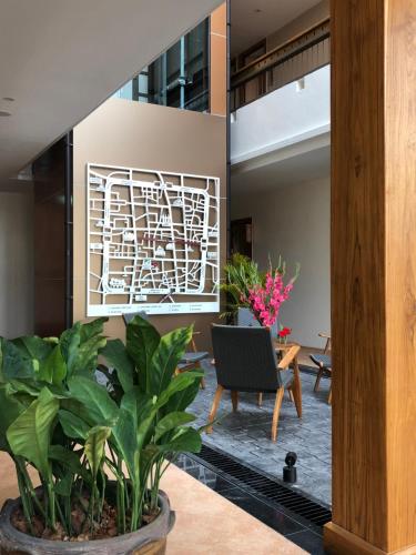 Un lugar para sentarse en Nine Hotel Chiangmai
