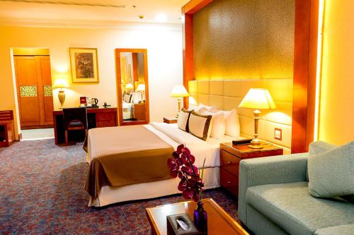 Grand Excelsior Hotel Al Barsha Image