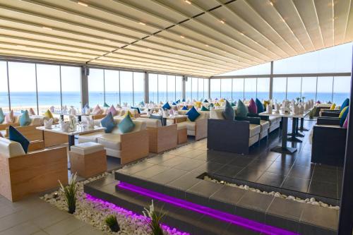 The Palms Beach Hotel & Spa – Photos 2