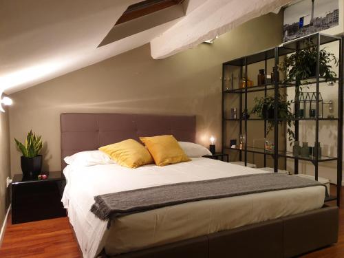 Postel nebo postele na pokoji v ubytování Vico - Corso Como 11