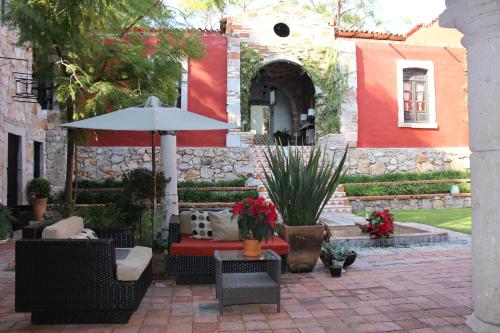 Κήπος έξω από το Hotel Real de Piedra
