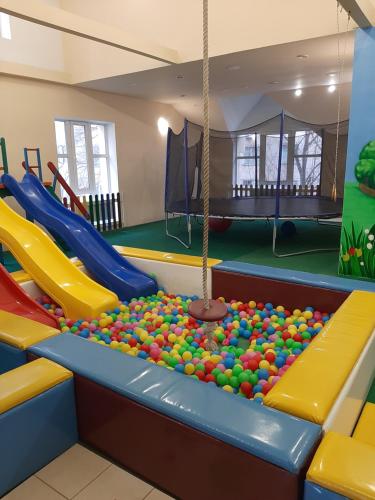 a play room with a bunch of balls at Hotel Pivdennyi in Oleksandriya