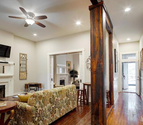 Gallery image of Newly Renovated Historic Savannah Townhome! in Savannah