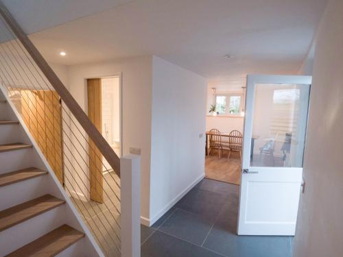 Cowslip Cottage – Photos 2