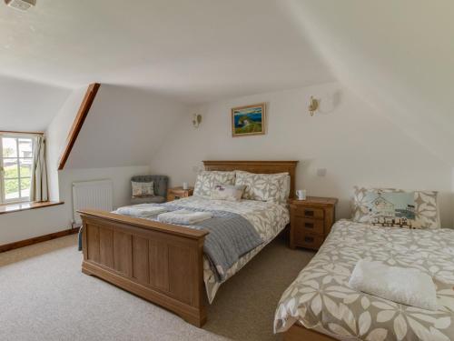 Una cama o camas en una habitación de Little Forge