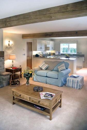 The Lake Cottage – Photos 5