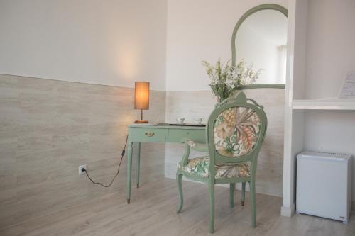 Gambar di galeri bagi Hostal Escala Suites di Madrid