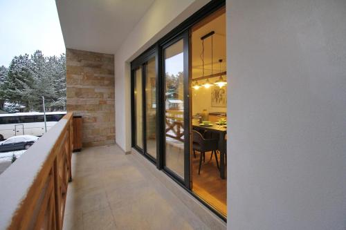 Afbeelding uit fotogalerij van Apartman La Corona in Zlatibor