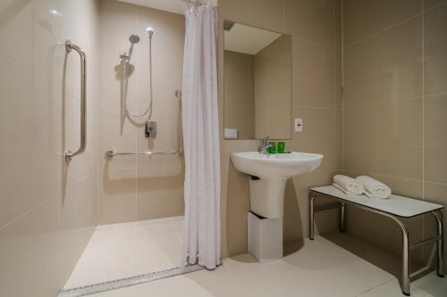 Ванная комната в ibis Styles SP Centro