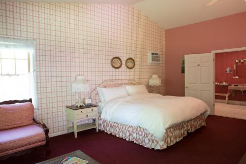 Cama o camas de una habitación en The Inn at Stockbridge