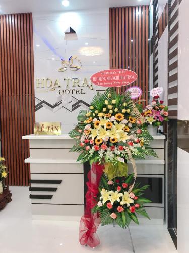 a display of flowers in a hotel lobby at Hoa Trang Hotel in Tuy An