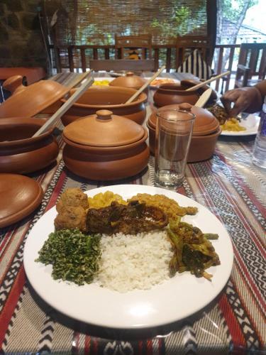 Makanan di atau berdekatan rumah percutian