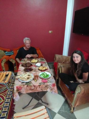 Comida en la casa de huéspedes o alrededores
