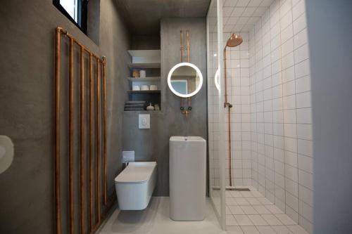 Ванная комната в Zen Apartment - Calea Victoriei