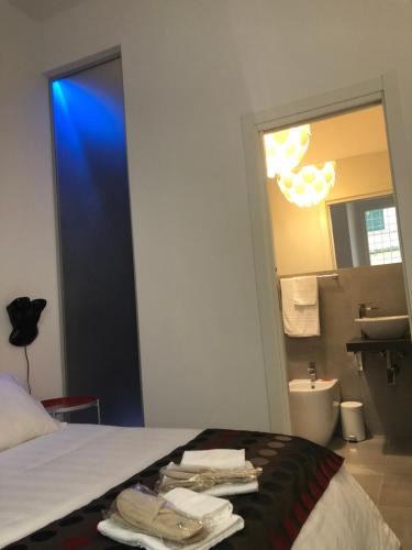 Et badeværelse på Room 76