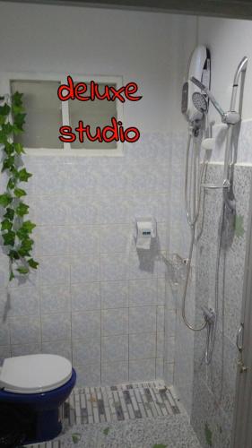 Studio with aircon n kitchen - Estudio De Rey